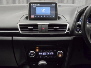 Хетчбэк Mazda Axela 2014 года, 1159000 рублей, Красноярск