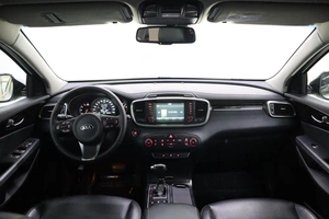 Внедорожник Kia Sorento 2017 года, 2400000 рублей, Смоленск