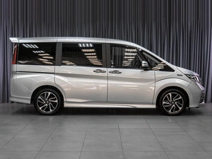 Минивэн Honda Stepwgn 2017 года, 1749000 рублей, Тюмень