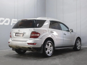 Внедорожник Mercedes-benz M-класс 2009 года, 1130000 рублей, Омск