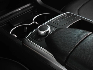 Внедорожник Mercedes-benz M-класс 2012 года, 2300000 рублей, Аксай