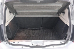 Хетчбэк Renault Sandero 2018 года, 899000 рублей, Красноярск