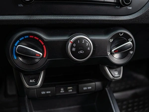 Седан Kia Rio 2018 года, 1490000 рублей, Краснодар