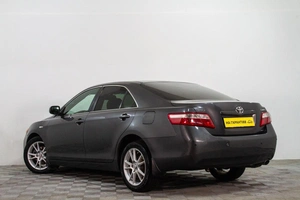 Седан Toyota Camry 2006 года, 929000 рублей, Сургут