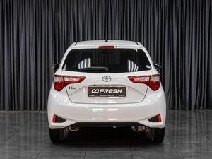 Хетчбэк Toyota Vitz 2019 года, 1079000 рублей, Тюмень