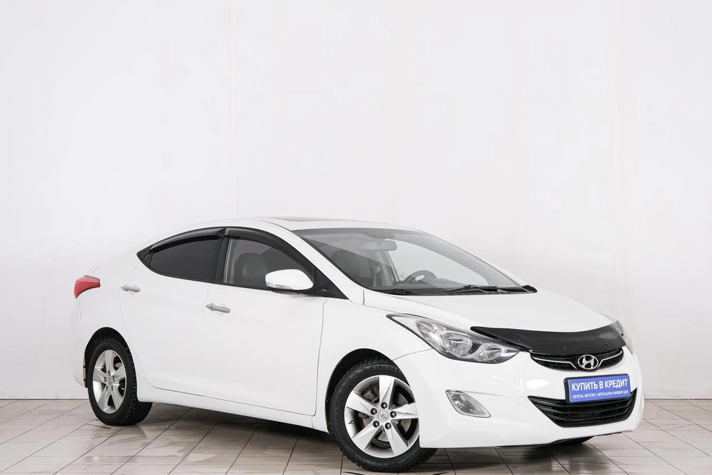 Седан Hyundai Avante 2011 года, 949000 рублей, Красноярск