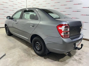 Седан Chevrolet Cobalt 2013 года, 670000 рублей, Красноярск