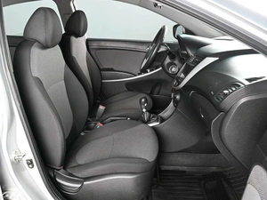 Седан Hyundai Solaris 2012 года, 990000 рублей, Аксай