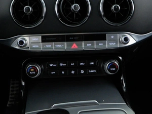 Лифтбек Kia Stinger 2019 года, 2198999 рублей, Москва