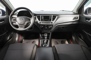 Седан Hyundai Solaris 2021 года, 1499000 рублей, Новосибирск