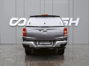 Пикап Mitsubishi L200 2018 года, 1680000 рублей, Краснодар