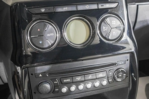 Хетчбэк Citroen DS 3 2012 года, 949000 рублей, Барнаул