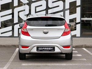 Хетчбэк Hyundai Solaris 2012 года, 999300 рублей, Волгоград