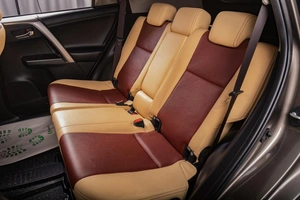 Внедорожник Toyota RAV4 2017 года, 2889000 рублей, Томск