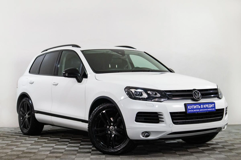 Внедорожник Volkswagen Touareg 2013 года, 2399000 рублей, Сургут