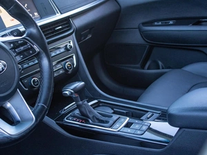 Седан Kia Optima 2018 года, 1999000 рублей, Петрозаводск