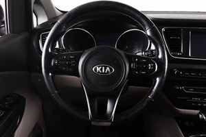 Минивэн Kia Carnival 2017 года, 2519000 рублей, Пермь