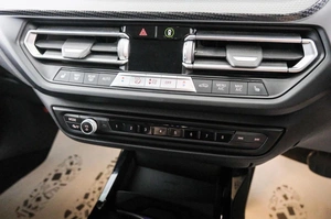 Хетчбэк BMW 1 серия 2021 года, 1549000 рублей, Красноярск