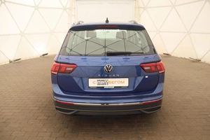 Внедорожник Volkswagen Tiguan 2021 года, 2560000 рублей, Орёл