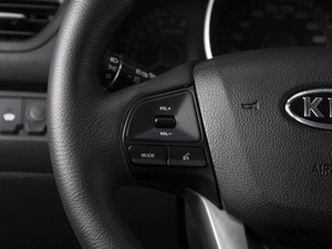 Седан Kia Rio 2011 года, 699000 рублей, Омск