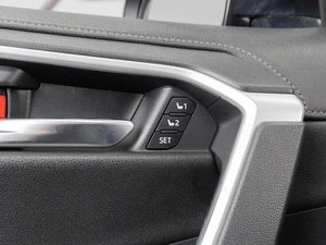 Внедорожник Toyota RAV4 2021 года, 3799000 рублей, Тюмень