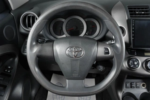 Внедорожник Toyota RAV4 2010 года, 1199000 рублей, Тюмень