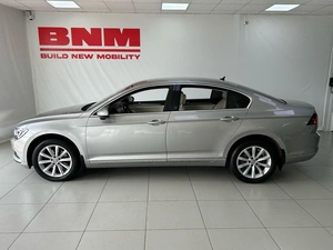 Седан Volkswagen Passat 2016 года, 1700000 рублей, Смоленск