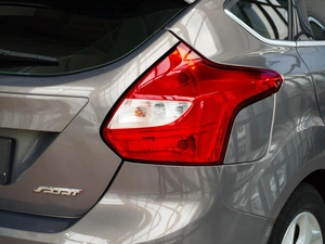 Хетчбэк Ford Focus 2013 года, 829000 рублей, Тверь