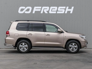 Внедорожник Toyota Land Cruiser 2010 года, 3025000 рублей, Краснодар