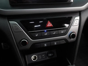 Седан Hyundai Elantra 2018 года, 1462000 рублей, Воронеж