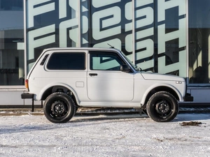 Внедорожник ВАЗ (LADA) Niva Legend 2024 года, 870000 рублей, Самара
