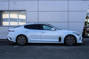 Лифтбек Kia Stinger 2019 года, 2890000 рублей, Ярославль