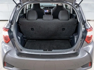 Хетчбэк Toyota Vitz 2018 года, 954000 рублей, Краснодар