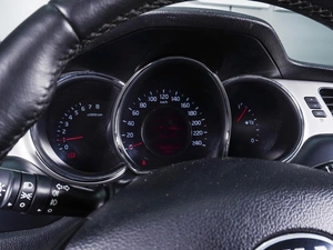 Хетчбэк Kia Ceed 2013 года, 1040000 рублей, Ростов-на-Дону