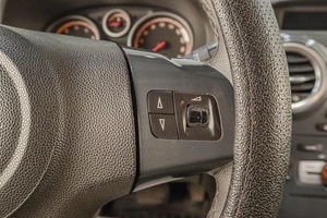 Хетчбэк Opel Corsa 2012 года, 699000 рублей, Челябинск