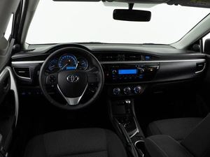 Седан Toyota Corolla 2013 года, 1350050 рублей, Москва