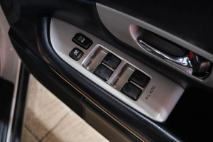Внедорожник Toyota Harrier 2012 года, 2159000 рублей, Новокузнецк