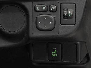 Хетчбэк Toyota Aqua 2014 года, 900000 рублей, Красноярск