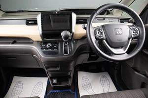 Минивэн Honda Freed 2018 года, 1639000 рублей, Оренбург