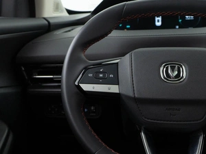 Внедорожник Changan UNI-S 2024 года, 2463444 рублей, Москва