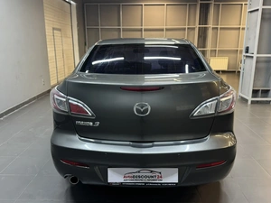 Седан Mazda 3 2011 года, 997000 рублей, Красноярск