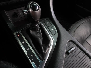 Седан Kia Optima 2012 года, 1225000 рублей, Воронеж