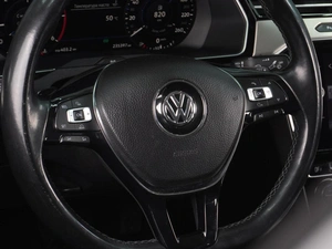 Седан Volkswagen Passat 2018 года, 2226000 рублей, Воронеж