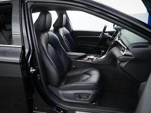 Седан Toyota Camry 2020 года, 2599055 рублей, Москва