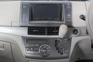 Минивэн Toyota Estima 2011 года, 659000 рублей, Кемерово