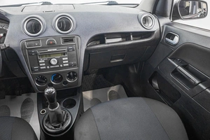 Хетчбэк Ford Fusion 2006 года, 559000 рублей, Барнаул