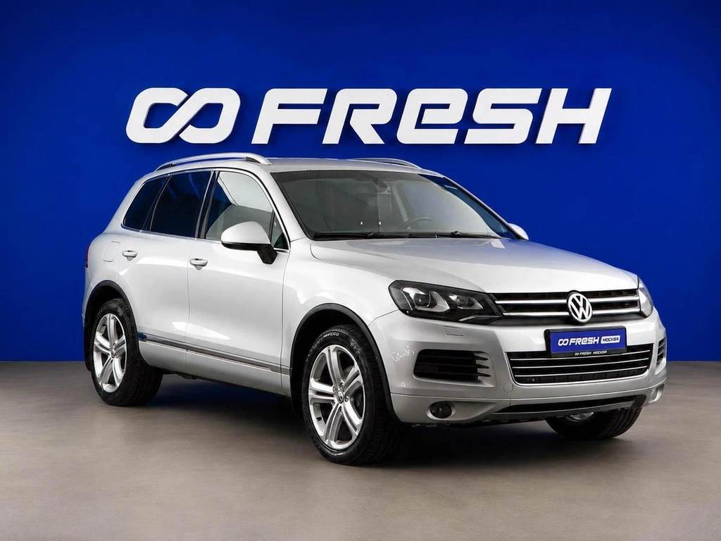 Внедорожник Volkswagen Touareg 2012 года, 1699777 рублей, Москва