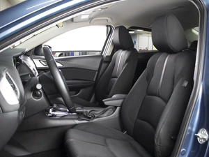Седан Mazda 3 2018 года, 1495000 рублей, Омск