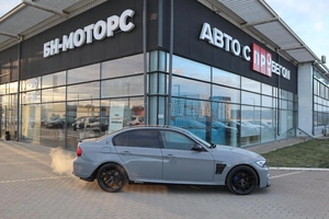 Седан BMW 3 серии 2011 года, 2280000 рублей, Мирное