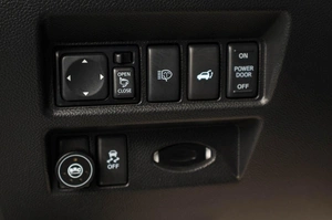 Внедорожник Infiniti FX37 2013 года, 2349000 рублей, Тюмень